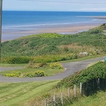 Ideally Located Cumbrian With Stunning Views *
