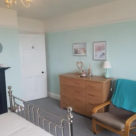 Ideally Located Cumbrian With Stunning Views דירה